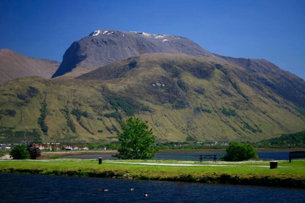Corran, Glenloch View, Fort William 2-Bedroom Loch Side Flat Exterior photo