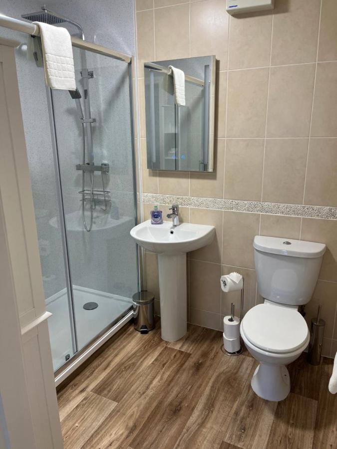 Corran, Glenloch View, Fort William 2-Bedroom Loch Side Flat Exterior photo